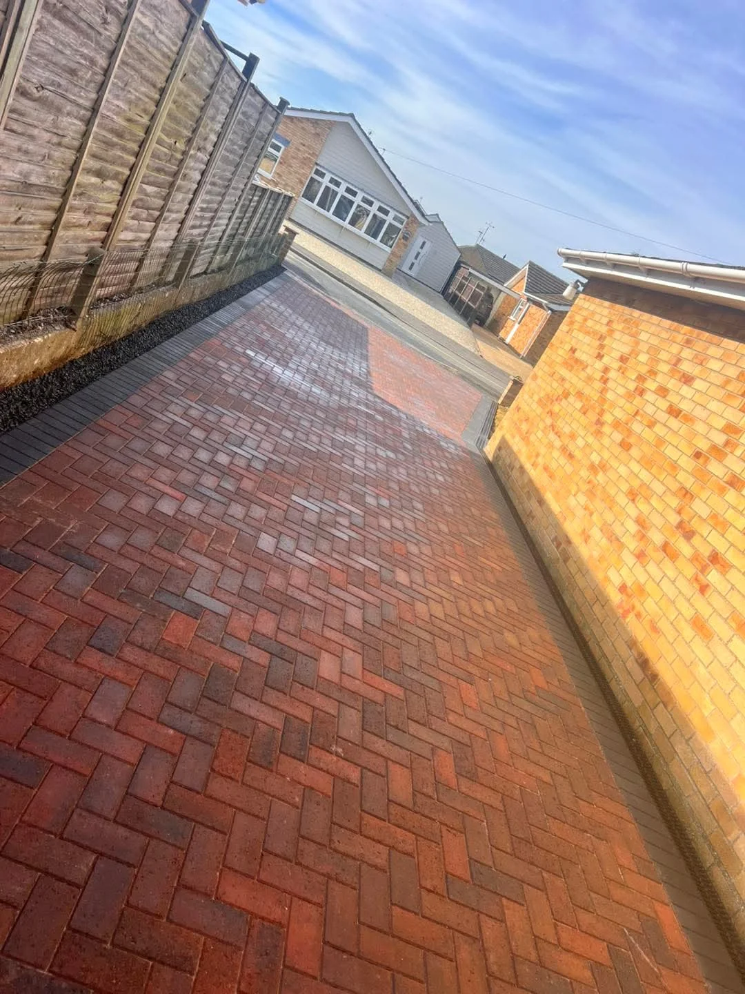 Contemporary Driveway